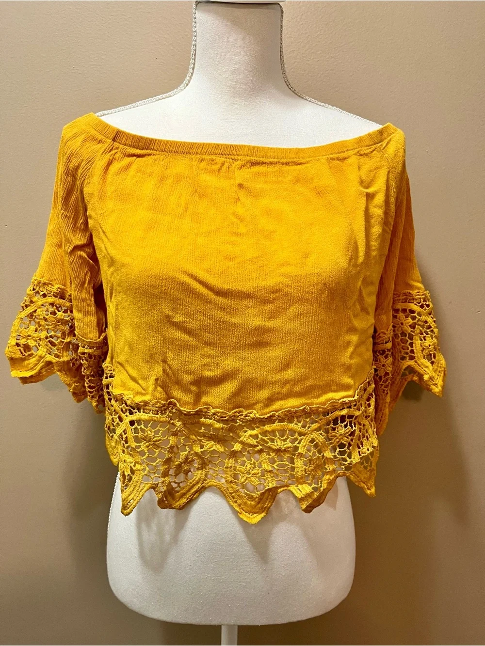 Crazy Train Yellow Off The Shoulder Boho Crochet Top Size Medium